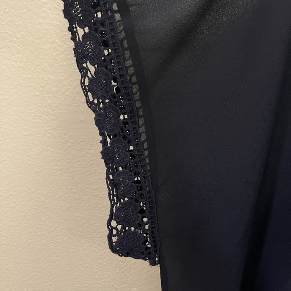 CJ Banks Sheer Embroidered Top Crochet Lace Trim Solid Cami 2 Piece Plus Sz 1X - Picture 4 of 11